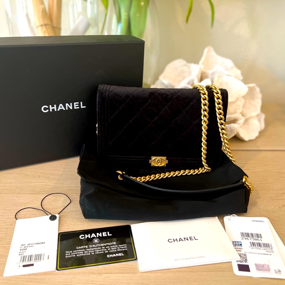 💯 Boy Chanel - VELVET Crossbody bag